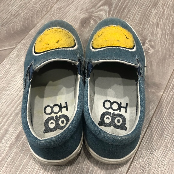 Nordstrom girls slip on size 10 - Picture 3 of 5